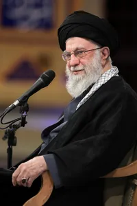 دیدار خانواده شهدای اقتدار با رهبر انقلاب در روز میلاد امیرالمومنین علیه&zwnj;السلام