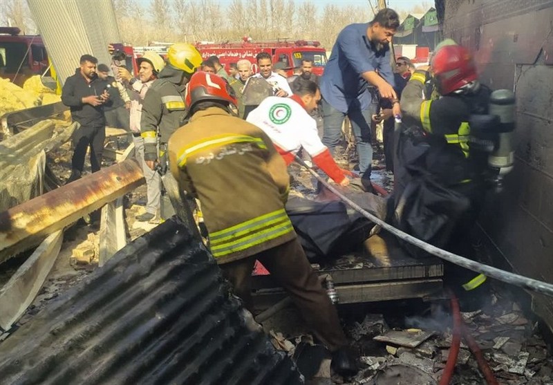 جزئیات جدید از سقوط بالگرد آموزشی در درچه اصفهان؛ شهادت خلبان، کمکخلبان و ۲ غرفهدار میدان میوهوترهبار جزئیات جدید از سقوط بالگرد آموزشی در درچه اصفهان؛ شهادت خلبان، کمکخلبان و ۲ غرفهدار میدان میوهوترهبار