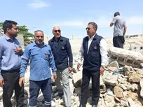 برق مناطق مورد حمله شب گذشته جنگنده های دشمن در بندرعباس بزودی وصل می‌شود