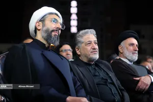اجتماع خانواده دانشگاه آزاد اسلامی در تجدید بیعت با رهبر انقلاب