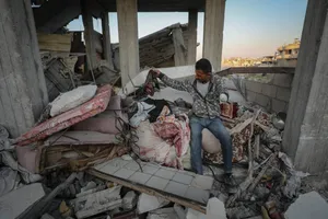 حملات هوایی رژیم صهیونیستی به اردوگاه آوارگان غزه و منطقه خان&zwnj;یونس 