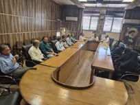 از راه‌اندازی ۱۰ هزار کارخانه تعطیل‌شده تا خدمت در جبهه سلامت