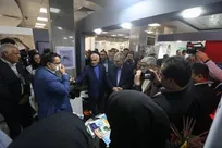 بازدید وزیر بهداشت از نمایشگاه دستاورد‌های حوزه بهداشت کشور