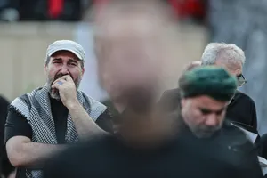 مراسم وداع با رهبر شهید انقلاب حضرت آیت الله سیدعلی خامنه&zwnj;ای (ره) و خانواده ایشان