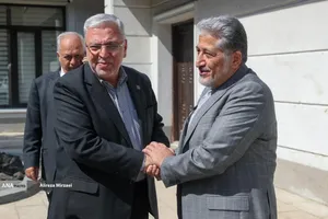 مراسم امضای دفتر یادبود دانشمند شهید دکتر محمد مهدی طهرانچی