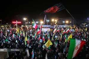 اجتماع مردمی در حمایت از رزمندگان اسلام و وداع با سردار شهید خادمی