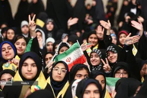 دیدار دانش&zwnj;آموزان و دانشجویان با رهبر معظم انقلاب