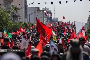 تشییع پیکر مطهر آقای شهید ایران و خانواده ایشان-4