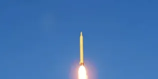 موج ۹۸/ هدف قرارگرفتن مقر‌های فرماندهی و زیرساخت‌های صنعتی - نظامی آمریکایی و صهیونیستی +فیلم