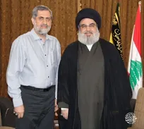 پرچم‌گردانی خانواده سردار شهید سرلشکر ایزدی در پویش پرچم‌دار ایران