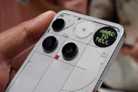 گوشی ناتینگ فون ۳ با نمایشگر جدید و دوربین سه‌گانه معرفی شد + فیلم