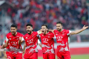 سروش رفیعی، فرشاد احمدزاده، امید عالیشاه و مرتضی پورعلی&zwnj;گنجی بازیکنان تیم فوتبال پرسپولیس