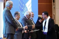 کندذهنی سازمانی؛ از کار بدون فکر تا کاهش تفکر انتقادی