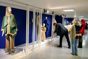 حضور بازدیدکنندگان از جشنواره بین&zwnj;المللی مد و لباس فجر 