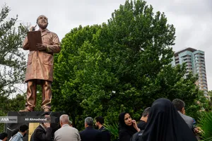 رونمایی از تندیس شهید مصطفی چمران
