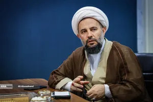 نشست تفاهم فی مابین دانشگاه آزاد اسلامی و مرکز مدیریت حوزه علمیه قم با حضور  حجت&zwnj;الاسلام و المسلمین دکتر حسن خیری رییس دانشگاه آزاد اسلامی قم ،اعضای اطلاع رسانی و محمدمهدی خیرجو مدیرعامل خبرگزاری آنا