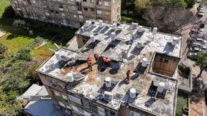 ویرانی های گسترده در سرزمین های اشغالی بر اثر حملات موشکی ایران