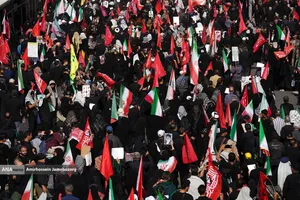 تشییع پیکر مطهر آقای شهید ایران و خانواده ایشان