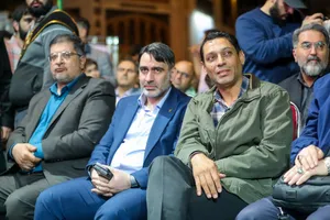 اجتماع خانواده دانشگاه آزاد اسلامی در تجدید بیعت با رهبر انقلاب