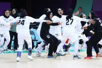 پاکدل: برنز تاریخی هندبال بانوان حاصل غیرت و توانمندی دختران ایران است/ کریستیانا: برای پیشرفت باید در تورنمنت‌های بیشتری حاضر شویم