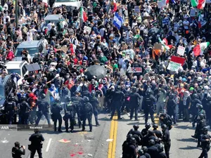 آتش اعتراضات در لس آنجلس