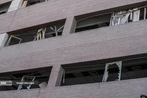 حمله هوایی آمریکایی و صهیونی به داﻧﺸﮕﺎه علم و صنعت ایران