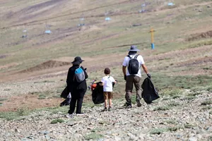 پاکداشت طبیعت توچال