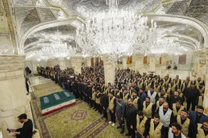 النجف الأشرف تحتضن تشييعاً مليونياً للإمام الشهيد السيد علي الخامنئي
