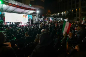 اجتماع خانواده دانشگاه آزاد اسلامی در تجدید بیعت با رهبر انقلاب