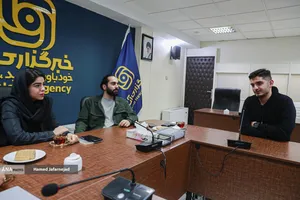 میزگرد روز دانشجویی با حضور محمد تقی زاده بیرامی معاون علمی بسیج دانشجویی دانشکده فنی دانشگاه تهران،محمدمهدی بهرامی عضو شورای صنفی دانشگاه علامه طباطبایی و صبا سالم (انجمن علمی)