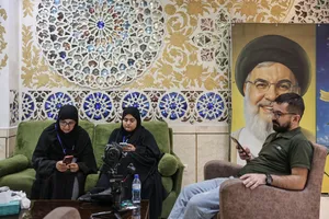 گفتگو با مهمانان خارجی آیین بدرقه آقای شهید ایران، رهبر شهید انقلاب
