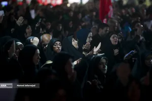 اقامه نماز استغاثه به امام زمان زمان(عج) - چهارراه نبرد خیابان پیروزی