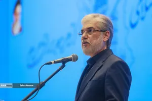 حسین سیمایی صراف وزیر علوم، تحقیقات و فناوری در چهل و سومین سالگرد تاسیس دانشگاه آزاد اسلامی