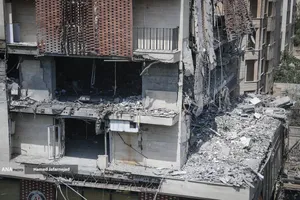 حمله رژیم صهیونی به ساختمانی در محله گیشا و منازل مردم، شهروندان و دانشمندان هسته ای کشورمان در جریان جنگ تحمیلی دوازده روزه