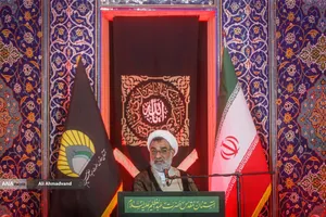  حجت الاسلام خسرو پناه دبیر شورای عالی انقلاب فرهنگی در مراسم چهلمین روز شهادت دکتر محمدمهدی طهرانچی