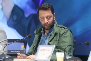 دانش اقباشاوی کارگردان در نشست خبری عوامل فیلم سینمایی اسفند