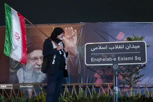 اجتماع بیعت مردم با رهبر سوم انقلاب اسلامی
