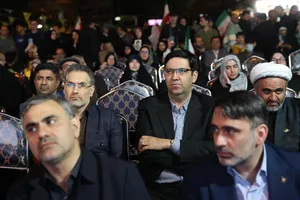 اجتماع خانواده دانشگاه آزاد اسلامی در تجدید بیعت با رهبر انقلاب