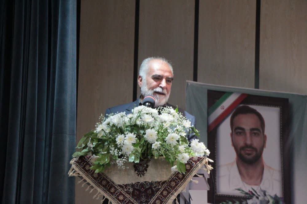 شهید طهرانچی باوری عمیق به نقش دانش در تمدنسازی نوین اسلامی داشت شهید طهرانچی باوری عمیق به نقش دانش در تمدنسازی نوین اسلامی داشت