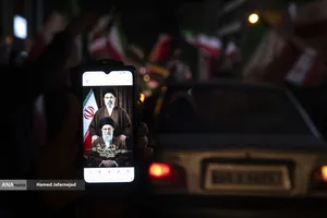 بیعت مردم تهران با حضرت آیت الله سید مجتبی خامنه ای رهبر جدید انقلاب اسلامی ایران - میدان شهدا