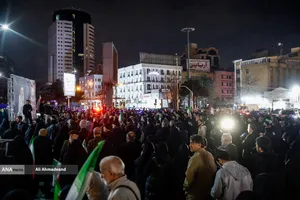 مراسم عزاداری در سوگ رهبر شهید انقلاب - میدان ونک