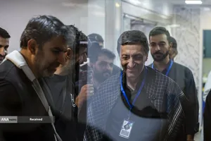 خدمت&zwnj;رسانی بیمارستان سیار برکت در عمود ۹۸۹ طریق الحسین