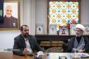 نشست تفاهم فی مابین دانشگاه آزاد اسلامی و مرکز مدیریت حوزه علمیه قم با حضور  حجت&zwnj;الاسلام و المسلمین دکتر حسن خیری رییس دانشگاه آزاد اسلامی قم ،اعضای اطلاع رسانی و محمدمهدی خیرجو مدیرعامل خبرگزاری آنا