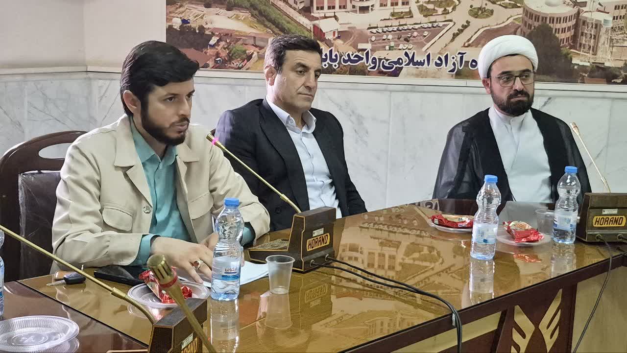 بسیج دانشجویی با شناسایی ظرفیتهای دانشجویان به تقویت روحیه مسئولیتپذیری و کار گروهی آنان کمک میکند بسیج دانشجویی با شناسایی ظرفیتهای دانشجویان به تقویت روحیه مسئولیتپذیری و کار گروهی آنان کمک میکند