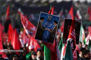تشییع پیکر مطهر آقای شهید ایران و خانواده ایشان