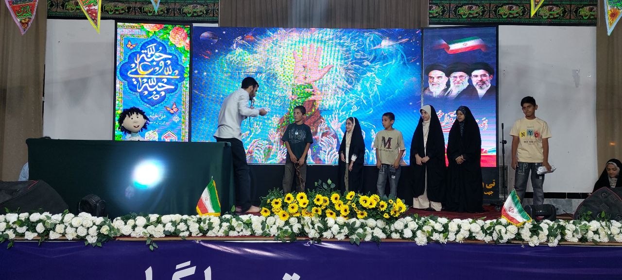 اطعام غدیری ۸۰۰ مهمان و نورافشانی در روستای «شمس‌آباد»؛ یادی از دانش‌آموزان شهید میناب+ فیلم