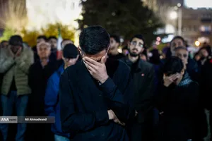 مراسم عزاداری در سوگ رهبر شهید انقلاب - میدان ونک
