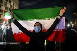 مراسم عزاداری در سوگ رهبر شهید انقلاب - میدان ولیعصر (عج)