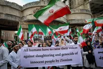 تجمع اعضای کادر درمان در محکومیت تجاوز آمریکا و رژیم صهیونیستی