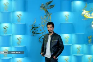 مهدی زمین&zwnj;پرداز در فتوکال فیلم سینمایی اسفند